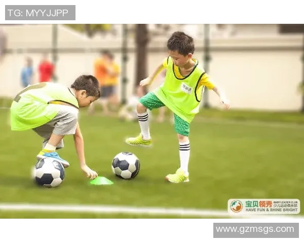 足球明星俱乐部训练方法揭秘提升球员技能与团队协作的有效策略